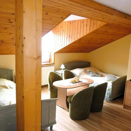 Сasa de vacaciones Ko Czewo Near Lakes And Forests *