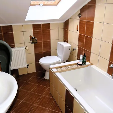 Ko Czewo Near Lakes And Forests Сasa de vacaciones *