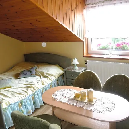 Ko Czewo Near Lakes And Forests Сasa de vacaciones