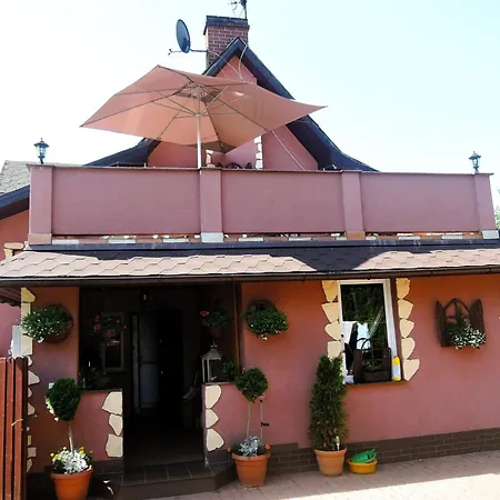 Ko Czewo Near Lakes And Forests Сasa de vacaciones *